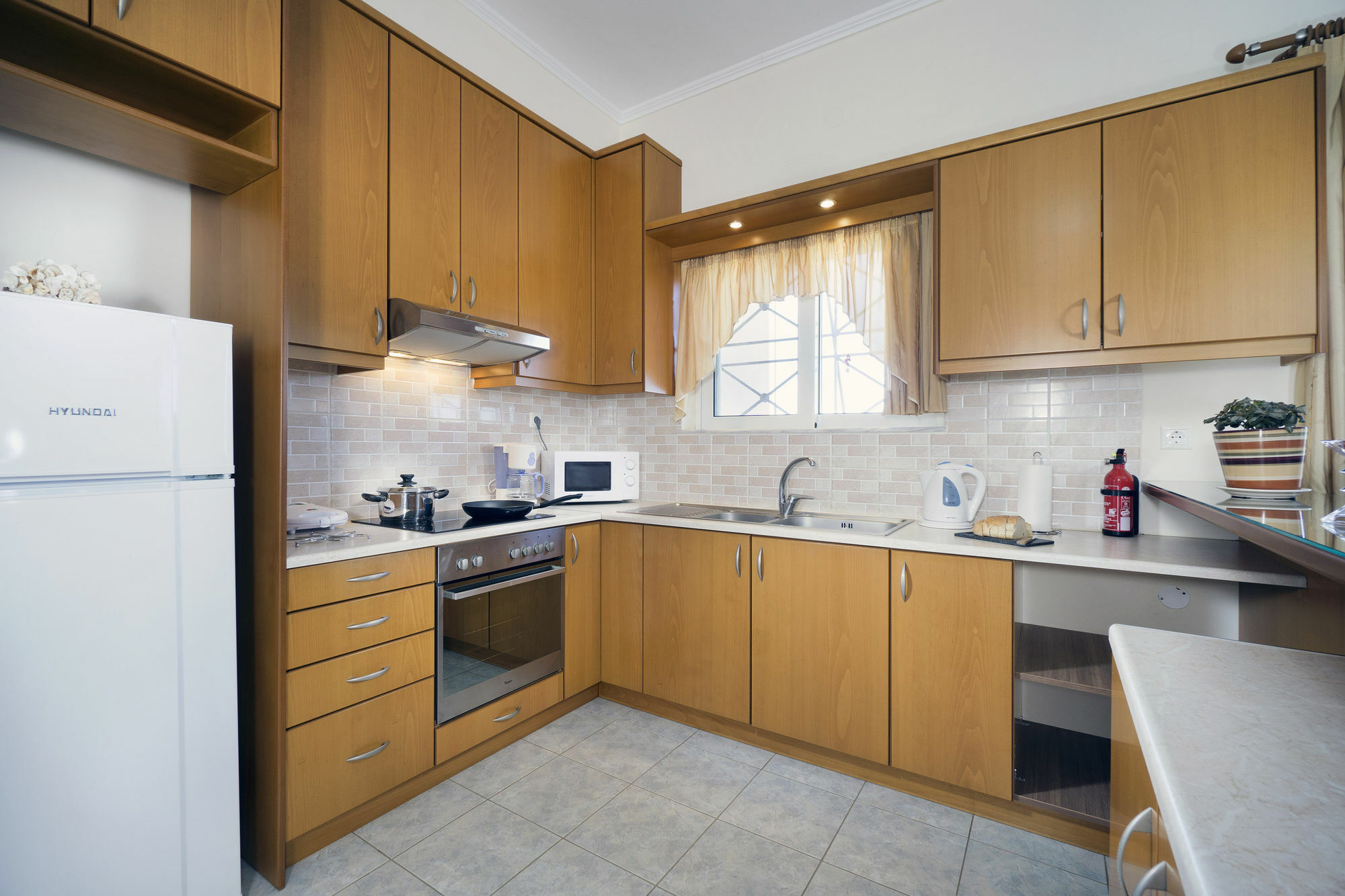 Skamagkas G. Apartments Stavrós Екстериор снимка