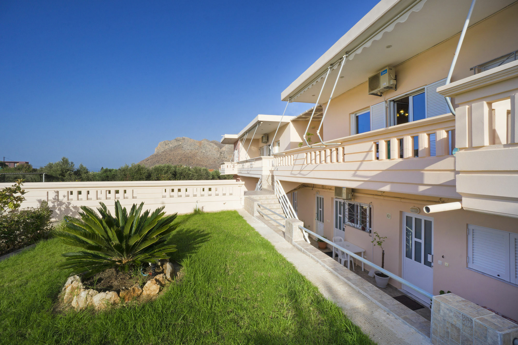 Skamagkas G. Apartments Stavrós Екстериор снимка