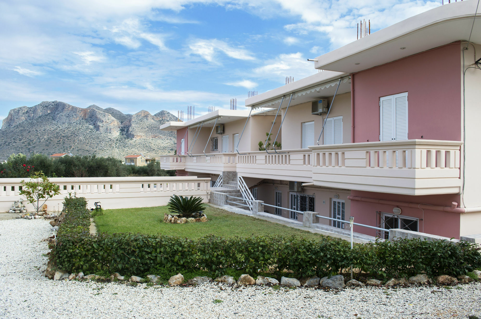 Skamagkas G. Apartments Stavrós Екстериор снимка